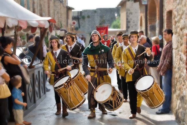 Monteriggioni: La Festa Medievale